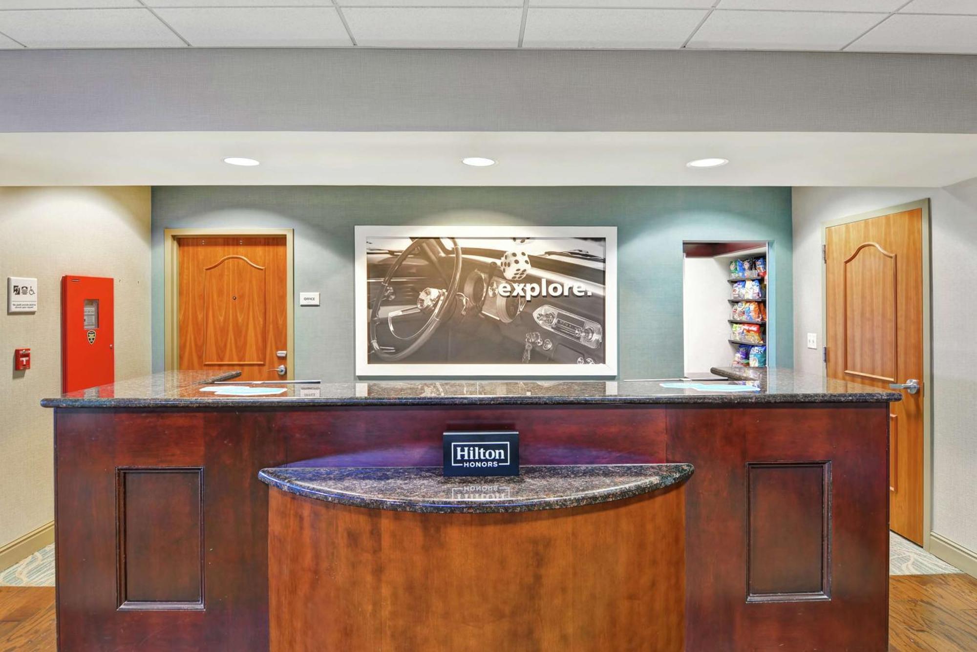 Hampton Inn & Suites Wilkes-Barre Kültér fotó