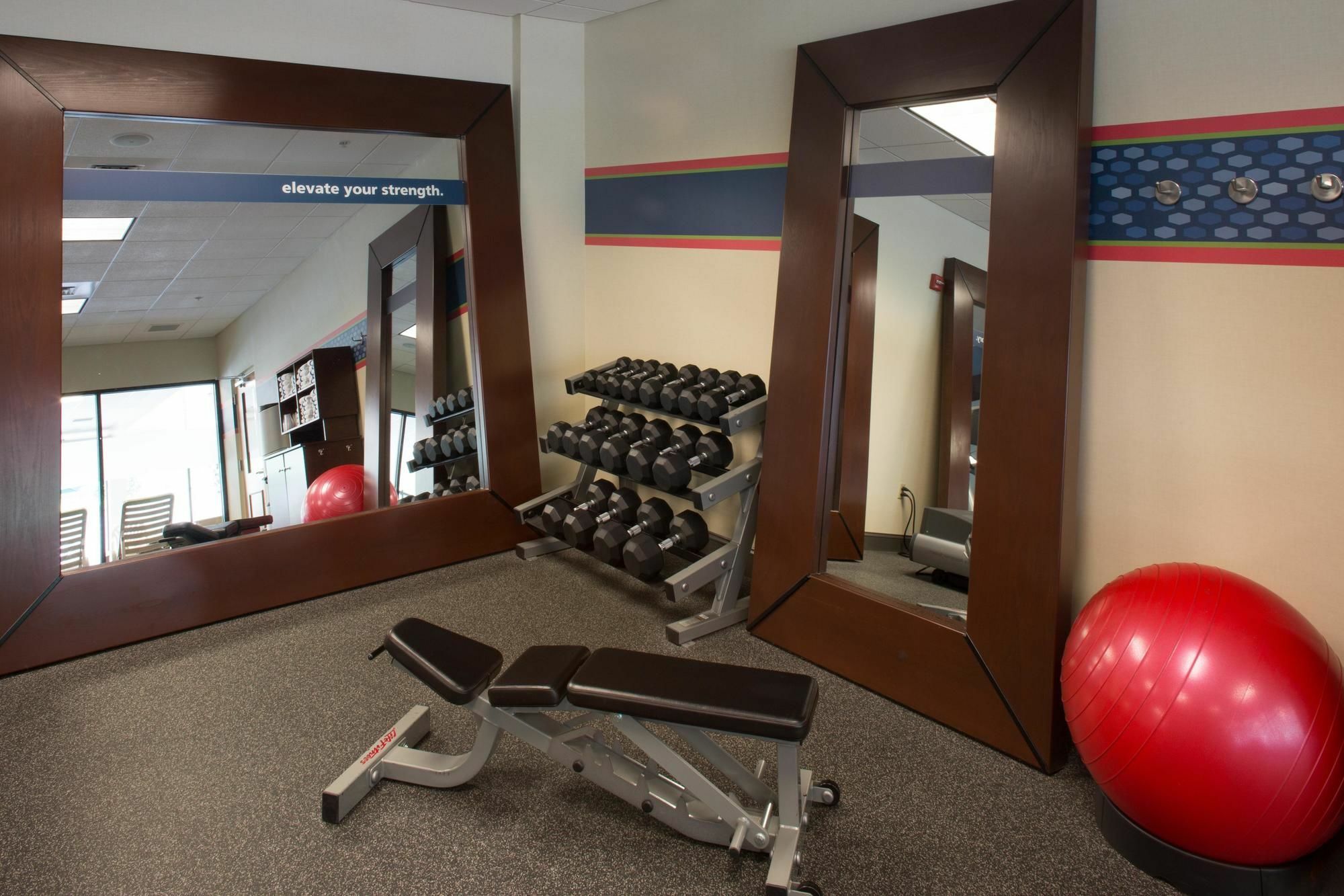 Hampton Inn & Suites Wilkes-Barre Kültér fotó