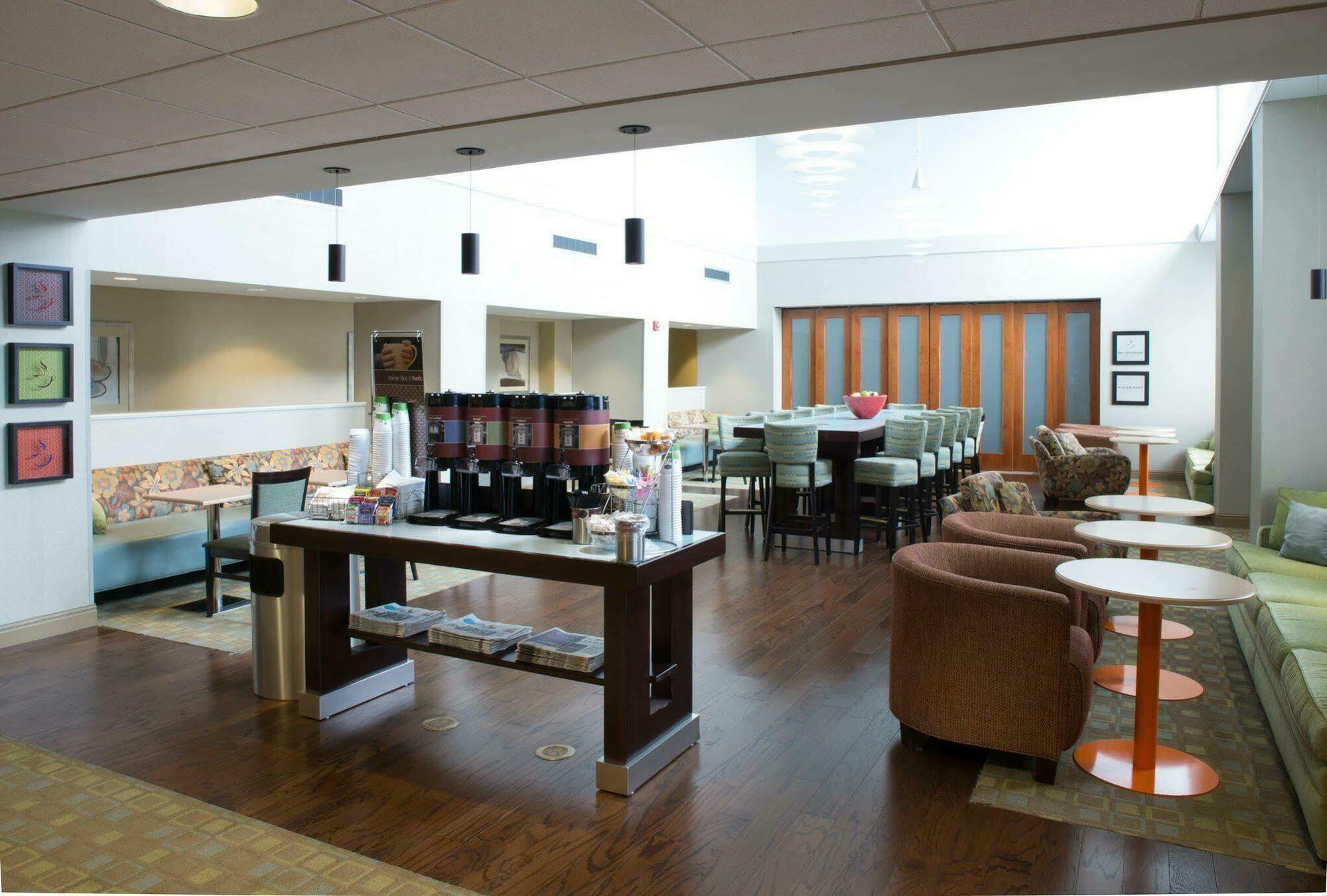 Hampton Inn & Suites Wilkes-Barre Kültér fotó