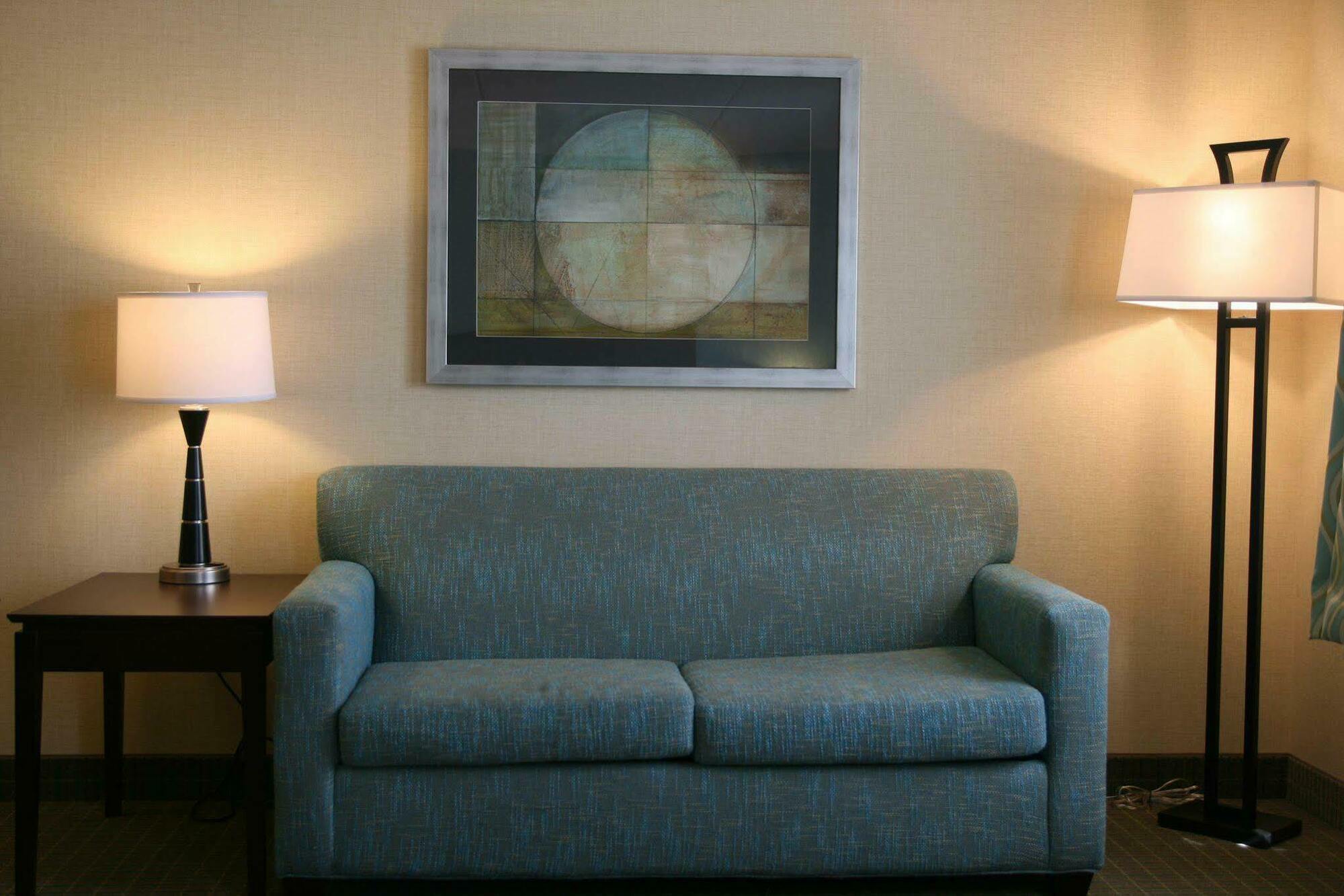 Hampton Inn & Suites Wilkes-Barre Szoba fotó